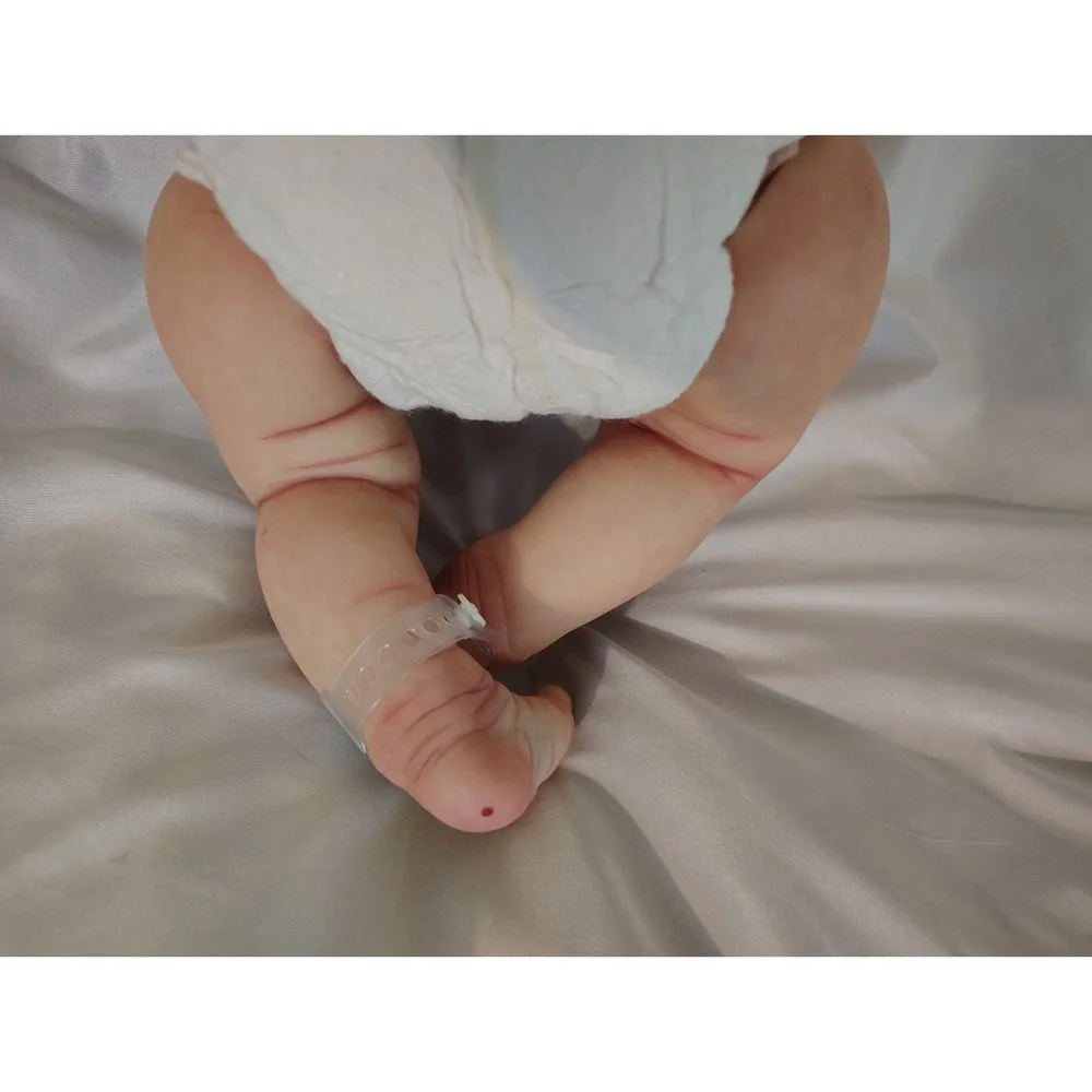 Leilani Yawning by Bountiful Baby Realborn Reborn Baby Doll COA Box Opening